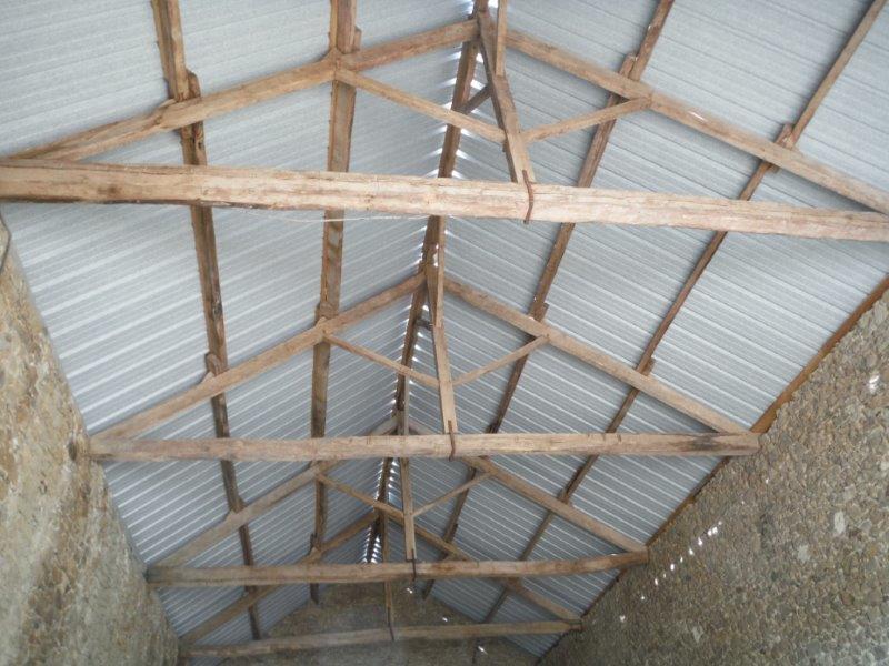 Restauration et couverture des dépendances d'un château en Gâtine (79)